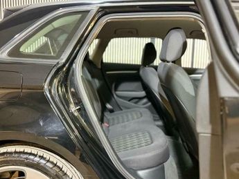 Audi A3 1.6 TDI SE Sportback S Tronic Euro 5 (s/s) 5dr