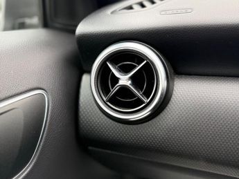 Mercedes-Benz A Class 1.6 A180 Sport Hatchback 5dr Petrol 7G-DCT Euro 6 (s/s) (122 ps)