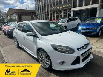 Ford Focus 1.0T EcoBoost Zetec S Euro 5 (s/s) 5dr