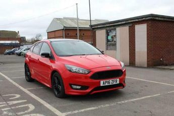 Ford Focus 1.5T EcoBoost Zetec S Red Edition Euro 6 (s/s) 5dr