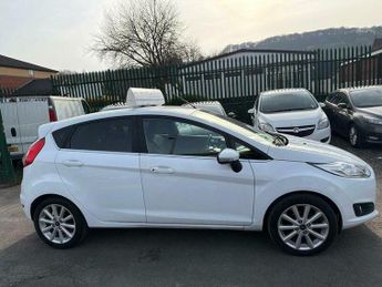 Ford Fiesta 1.0T EcoBoost Titanium Euro 6 (s/s) 5dr