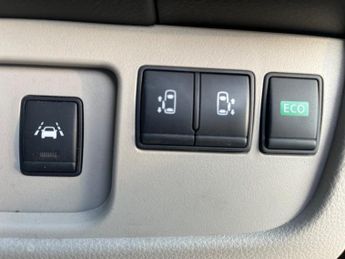 Nissan Serena 2.0 G S-Hybrid 8 Seater