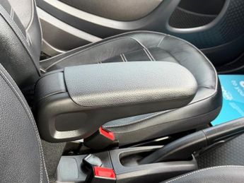 Smart ForTwo 17.6kWh Exclusive Auto 2dr