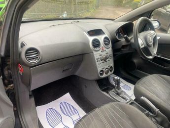 Vauxhall Corsa 1.4i 16v Exclusiv 5dr