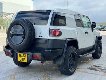 Toyota FJ Cruiser 