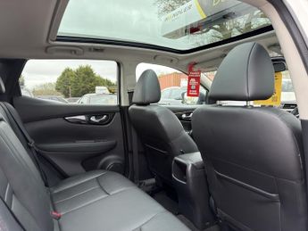 Nissan Qashqai 1.6 dCi Tekna XTRON 2WD Euro 6 (s/s) 5dr