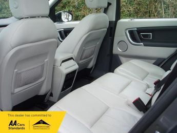 Land Rover Discovery Sport TD4 HSE