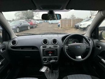 Ford Fusion 1.6 Titanium 5dr