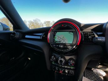 MINI Hatch 1.5 Cooper D Steptronic Euro 6 (s/s) 3dr