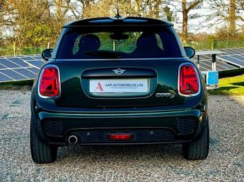 MINI Hatch 1.5 Cooper D Steptronic Euro 6 (s/s) 3dr