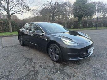 Tesla Model 3 Standard Range Plus Auto RWD 4dr