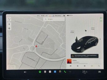 Tesla Model 3 Standard Range Plus Auto RWD 4dr