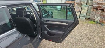 Volkswagen Passat 1.4 TSI GTE Advance DSG Euro 6 (s/s) 5dr