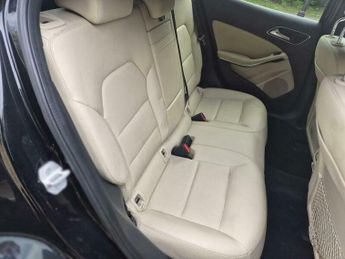 Mercedes-Benz C Class 2.1 GLA200d Sport (Executive) 7G-DCT 4MATIC Euro 6 (s/s) 5dr