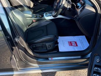 Audi A4 AVANT TDI S LINE