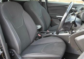 Ford Focus 1.0T EcoBoost Zetec Edition Auto Euro 6 (s/s) 5dr