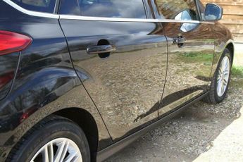 Ford Focus 1.0T EcoBoost Zetec Edition Auto Euro 6 (s/s) 5dr