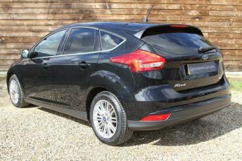 Ford Focus 1.0T EcoBoost Zetec Edition Auto Euro 6 (s/s) 5dr