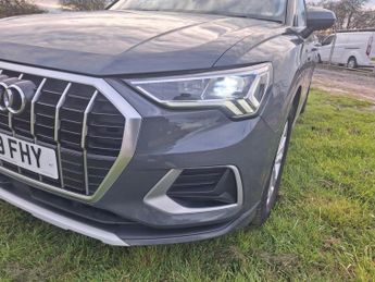 Audi Q3 2.0 TFSI 40 Sport SUV 5dr Petrol S Tronic quattro Euro 6 (s/s) (