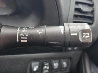 Nissan Leaf 24kWh Tekna Auto 5dr