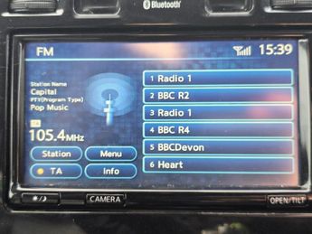 Nissan Leaf 24kWh Tekna Auto 5dr