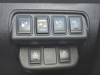 Nissan Leaf 24kWh Tekna Auto 5dr