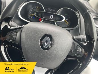 Renault Clio 0.9 TCe Dynamique Nav Hatchback 5dr Petrol Manual Euro 6 (s/s) (