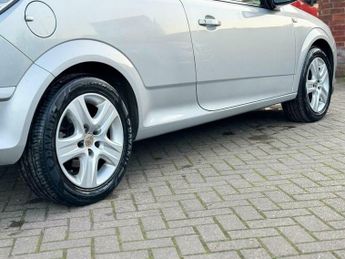 Vauxhall Astra 1.8 VVT 16v Exclusiv Sport Hatch 3dr