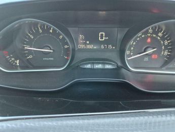 Peugeot 208 1.2 PureTech Allure Premium Euro 6 (s/s) 5dr