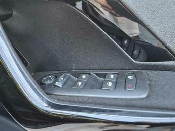 Peugeot 208 1.2 PureTech Allure Premium Euro 6 (s/s) 5dr