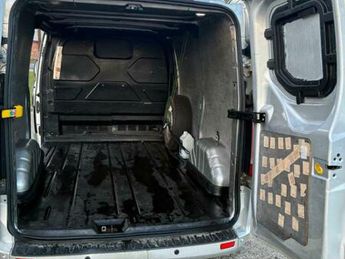 Ford Transit Custom 2.2 TDCi 290 Limited L1 H1 5dr