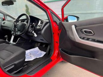 Kia Ceed 1.4 VR7 Euro 5 5dr