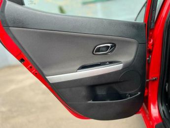 Kia Ceed 1.4 VR7 Euro 5 5dr