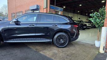 Mercedes-Benz E Class EQC 400 80kWh AMG Line (Premium Plus) SUV 5dr Electric Auto 4MAT