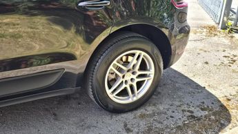 Porsche Macan 3.0 TD V6 S SUV 5dr Diesel PDK 4WD Euro 6 (s/s) (258 ps)