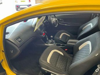 Kia ProCeed 1.6 CRDi GT-Line Euro 6 (s/s) 3dr