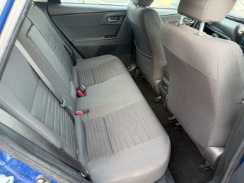 Toyota Auris 1.8 VVT-h Icon Tech Touring Sports CVT Euro 6 (s/s) 5dr