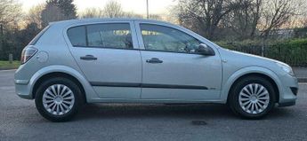 Vauxhall Astra 1.8i 16v Life 5dr