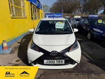 Toyota AYGO VVT-I X-PLAY