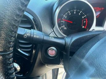 Nissan Juke 1.6 N-Connecta XTRON Euro 6 5dr