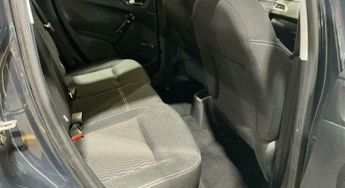 Peugeot 208 1.2 PureTech Active Euro 6 5dr