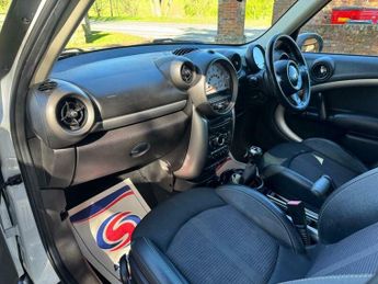 MINI Countryman 1.6 Cooper Euro 5 (s/s) 5dr