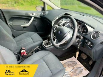 Ford Fiesta 1.4 Zetec Hatchback 5dr Petrol Automatic (154 g/km, 94 bhp)
