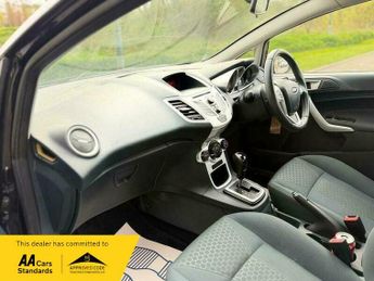 Ford Fiesta 1.4 Zetec Hatchback 5dr Petrol Automatic (154 g/km, 94 bhp)