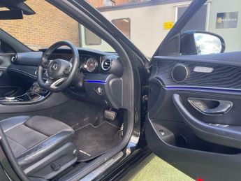 Mercedes E Class E 220 D AMG LINE