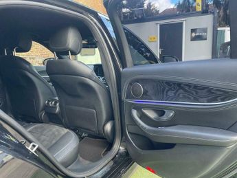 Mercedes E Class E 220 D AMG LINE