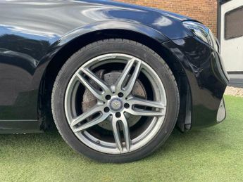 Mercedes E Class E 220 D AMG LINE