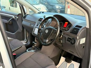 Volkswagen Touran 1.4 TSI SE DSG Petrol Auto 7 Seats 5dr.