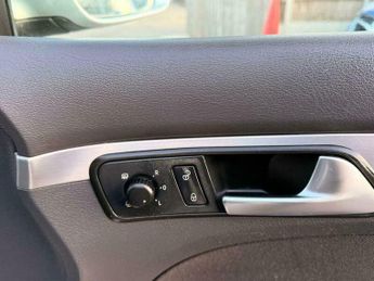 Volkswagen Touran 1.4 TSI SE DSG Petrol Auto 7 Seats 5dr.