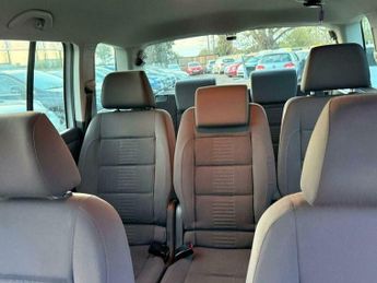 Volkswagen Touran 1.4 TSI SE DSG Petrol Auto 7 Seats 5dr.